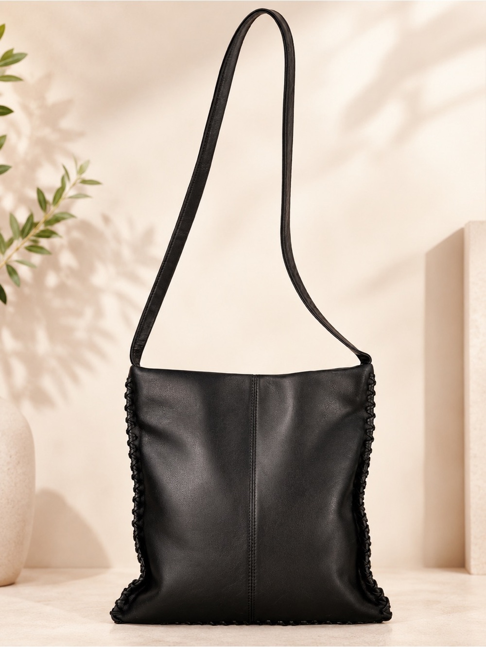 Kenneth Cole Black Leather Shoulder Bag Tote hobo bag